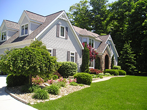 Landscapers and Lawncare Services in Aurora, MO